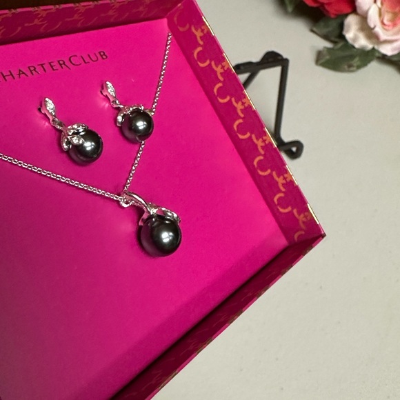 Charter Club pearl Necklace and earrings - Picture 8 of 8